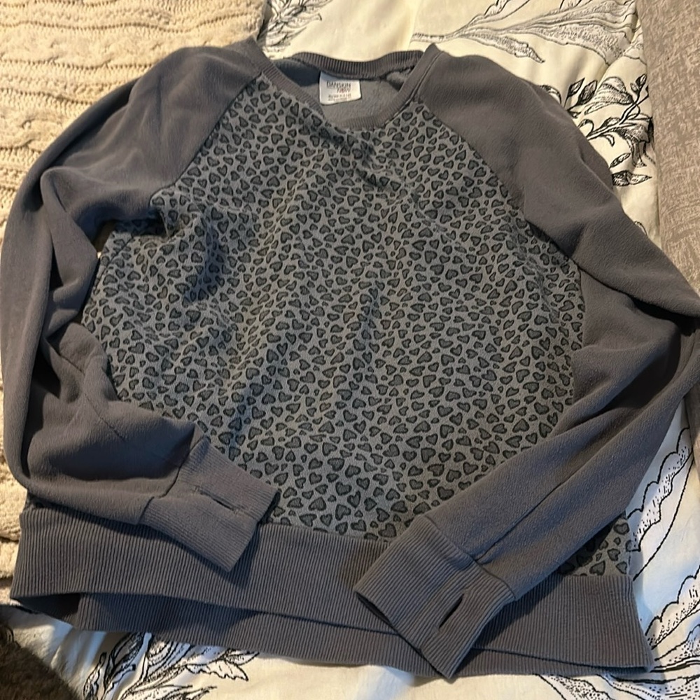 Girls leopard sweatshirt